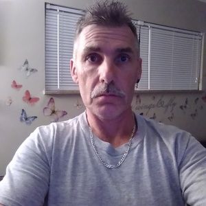 Meet your Posher, Lloyd